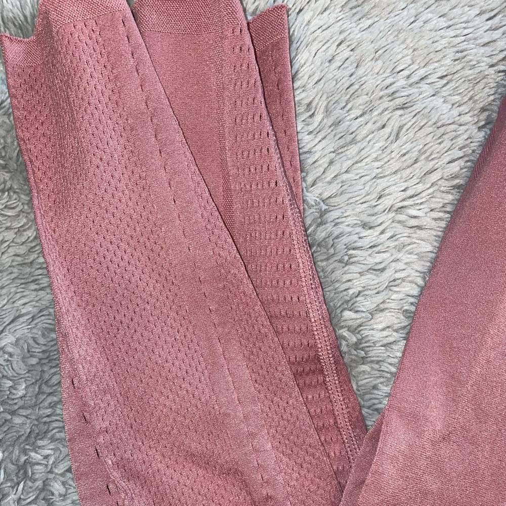 Fabletics Mauve Seamless Leggings - image 4